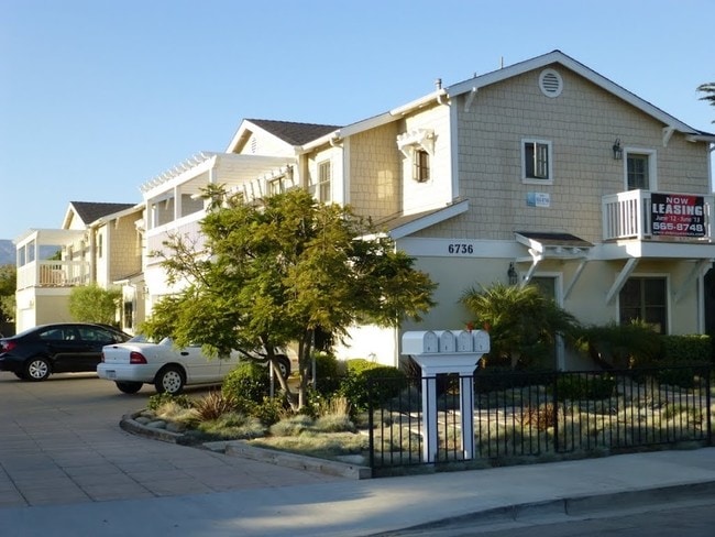 6736 Sueno Rd in Goleta, CA - Foto de edificio - Building Photo