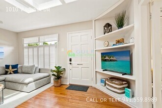 1010 Virginia Dr in Sarasota, FL - Building Photo - Building Photo