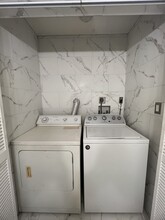 10441 Mahogany Key Cir in Miami, FL - Building Photo - Building Photo