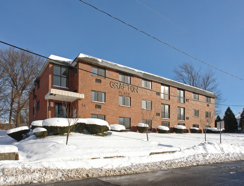 Grafton Place in Hartford, CT - Building Photo