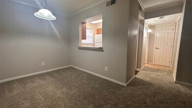 7315 Brompton St in Houston, TX - Foto de edificio - Building Photo