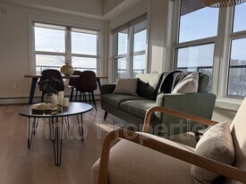 8615-8108 108 St NW in Edmonton, AB - Building Photo