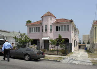 1324 N Kingsley Dr in Los Angeles, CA - Building Photo - Building Photo