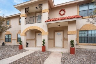 113 Ramon Cardenas Dr in Del Rio, TX - Building Photo - Building Photo