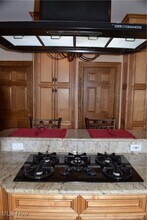 1911 E 73rd St in Cleveland, OH - Building Photo - Building Photo