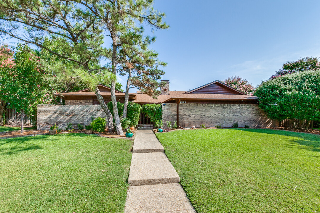 3609 Candelaria Dr in Plano, TX - Building Photo