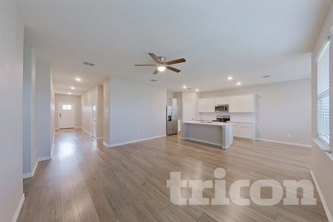 235 Jenkinson Dr in Fate, TX - Building Photo - Building Photo