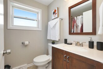 4552 Kenilworth Ave in Berwyn, IL - Building Photo - Building Photo