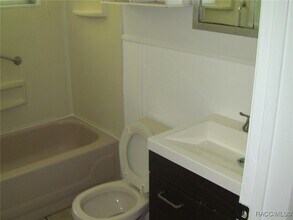 2 Esskay St in Beverly Hills, FL - Building Photo - Building Photo