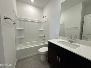 3054 Lilly Jane Wy in San Tan Valley, AZ - Foto de edificio - Building Photo