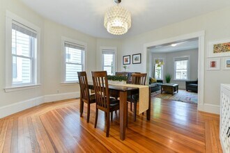 72 Lexington Ave in Somerville, MA - Building Photo - Building Photo