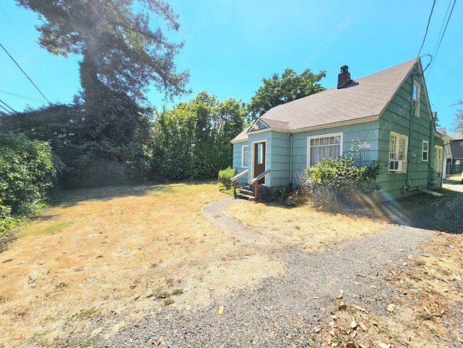 2627 SE 115th Ave in Portland, OR - Building Photo - Building Photo