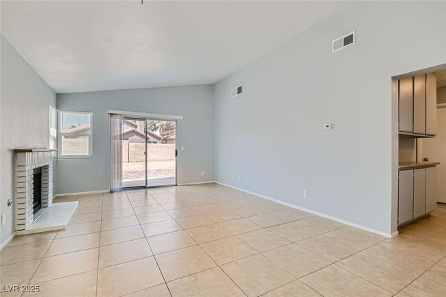 7698 Barbican Ct in Las Vegas, NV - Building Photo - Building Photo