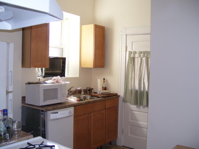 71 S Huntington Ave, Unit #1 in Boston, MA - Building Photo - Building Photo