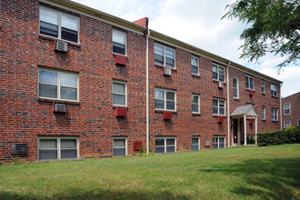 Terrace Manor Apartments in West Chester, PA - Building Photo - Building Photo