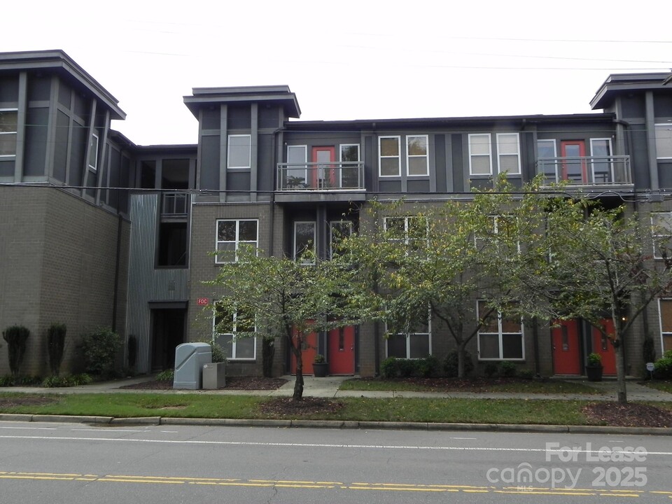 1028 E 36th St in Charlotte, NC - Building Photo