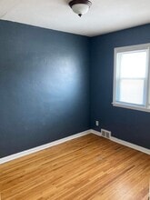 954 Cleveland Ave S, Unit 954 in St. Paul, MN - Foto de edificio - Building Photo