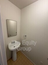 5503 W Sweet Dr in Visalia, CA - Building Photo - Building Photo