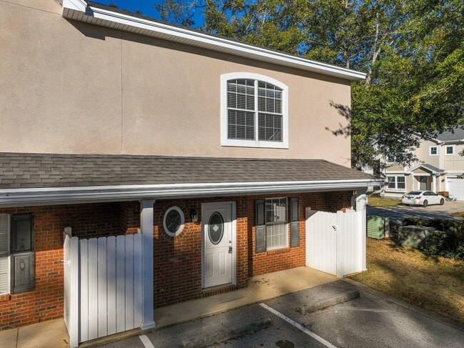 528 Maple Ave in Niceville, FL - Building Photo - Building Photo