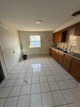 143 Old Liverpool Rd in Liverpool, NY - Building Photo - Building Photo