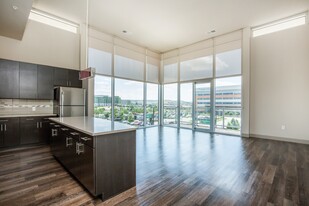 Lofts at Lincoln Station Apartments