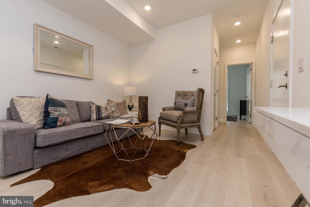 1245 N 27th St Photo