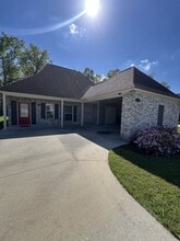 8614 Forestwood Ave in Baton Rouge, LA - Building Photo - Building Photo