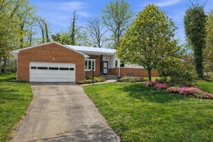 7211 Martins Ct in Lanham, MD - Building Photo