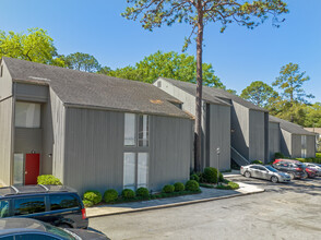 Treeloft Apartments in Valdosta, GA - Building Photo - Building Photo