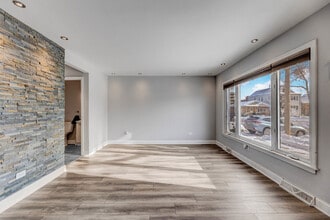 5236 W 54th St in Chicago, IL - Foto de edificio - Building Photo