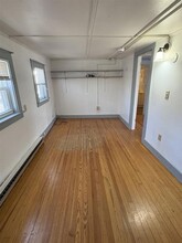 74 N Main Ave in Orono, ME - Foto de edificio - Building Photo