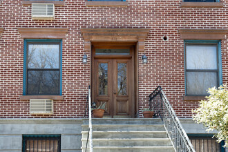 468 Warren St in Brooklyn, NY - Foto de edificio - Building Photo