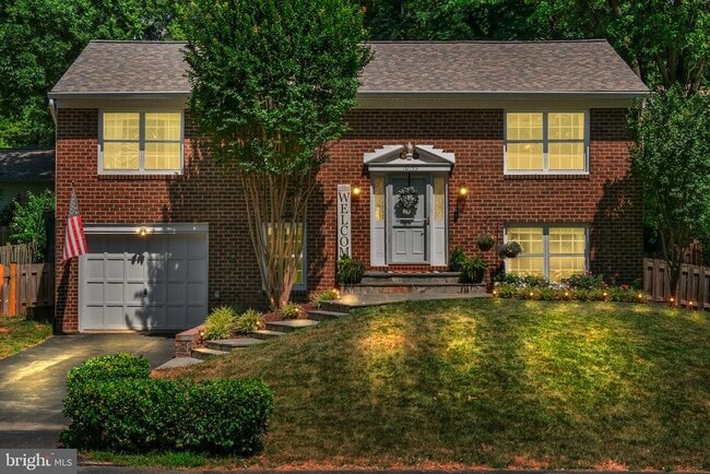 10159 Marshall Pond Rd in Burke, VA - Building Photo - Building Photo
