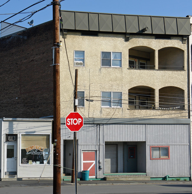 1820 Sanderson Ave in Scranton, PA - Building Photo - Building Photo