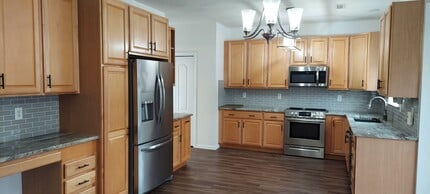 205 Deanes Station Rd in Suffolk, VA - Building Photo - Building Photo