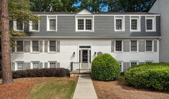 The Ashford in Brookhaven, GA - Building Photo