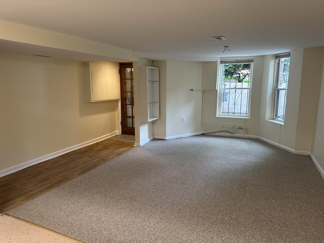 1336 Kenyon St NW, Unit 1336.5 in Washington, DC - Building Photo - Building Photo