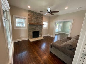 324 E Center St in Blanchester, OH - Foto de edificio - Building Photo