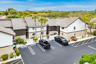 1593 Cabot Ln in Wellington, FL - Building Photo