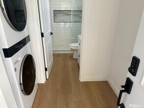 2524 25th Ave in Oakland, CA - Building Photo - Building Photo