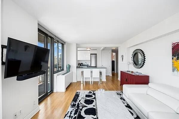 1438 Third Avenue in New York, NY - Building Photo