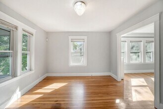 169 Wilson Ave in Quincy, MA - Building Photo - Building Photo