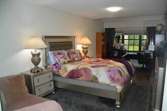 17340 Boca Club Blvd-Unit -705 in Boca Raton, FL - Building Photo - Building Photo