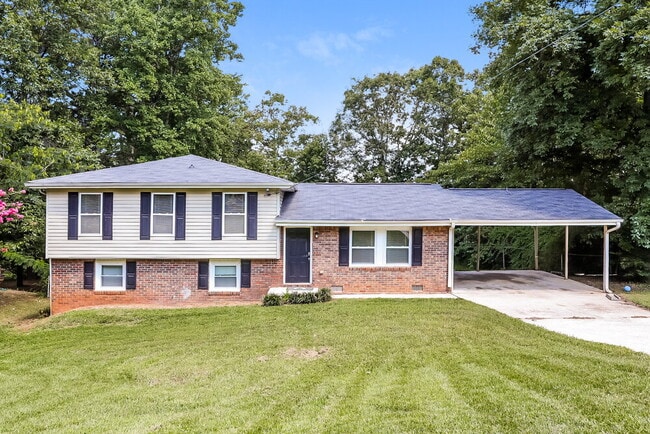 property at 2654 Luke Dr