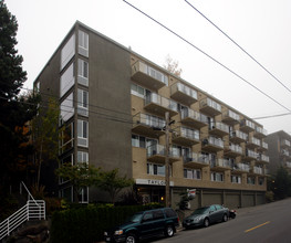 Garfield Terrace Apartments in Seattle, WA - Building Photo - Building Photo