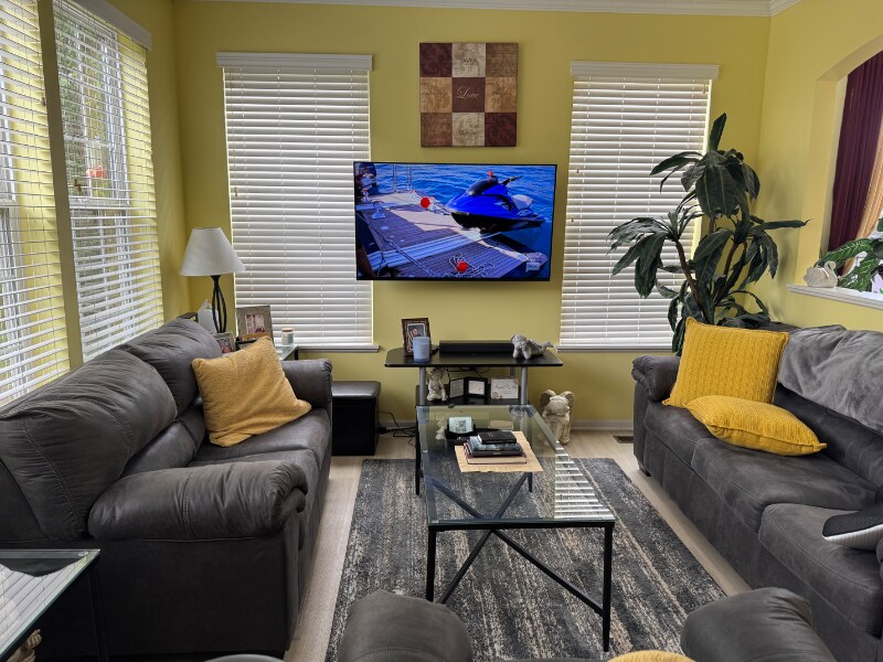 10003 Cummings St in Huntley, IL - Foto de edificio