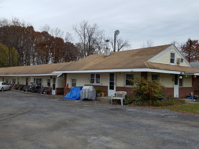 Rt. 9W Multi Family in Lake Katrine, NY - Building Photo - Building Photo