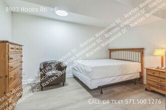 8903 Hooes Rd in Lorton, VA - Foto de edificio - Building Photo