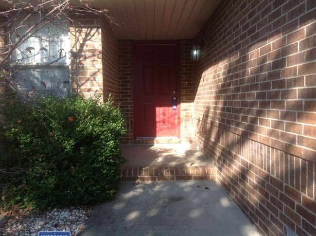 4345 S Roanoke Ave in Springfield, MO - Building Photo - Building Photo