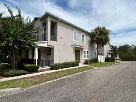 8639 Via Trieste Dr in Windermere, FL - Building Photo